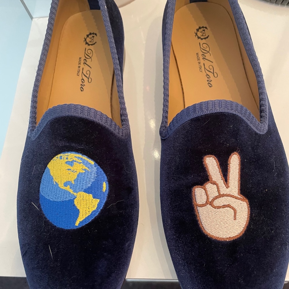 RARE DEL TORO WORLD PEACE BLUE VELVET WORN TWICE😎